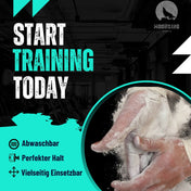 Eine Werbegrafik mit dem Text „Start Training Today“ und einer Nahaufnahme von Händen, die mit Crunchy Chalk bestäubt sind: Das außergewöhnliche Magnesia für unübertroffenen Halt von MoonKing. Symbole und Text in deutscher Sprache betonen Eigenschaften wie Waschbarkeit, perfekten Halt und Vielseitigkeit beim Klettern. Das MoonKing-Logo befindet sich in der oberen rechten Ecke.