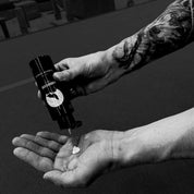 Liquid Chalk 100 ml: Revolutioniert deinen Griff. Verbessert deine Leistung. - MoonKing Sports