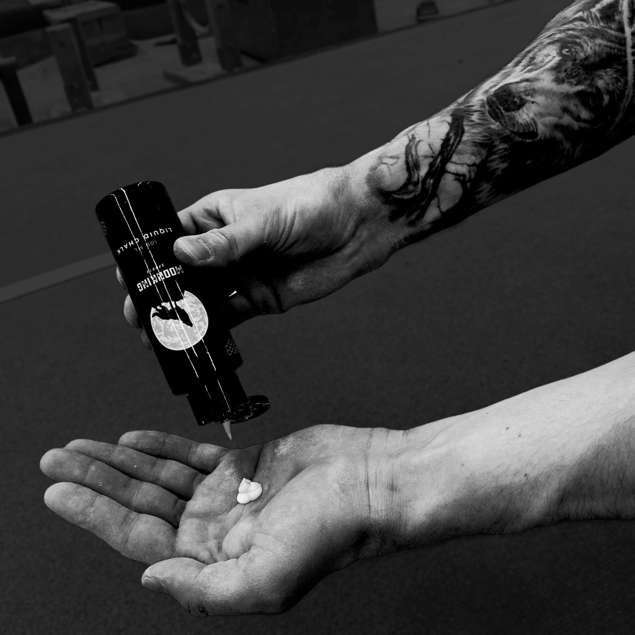 Liquid Chalk 100 ml: Revolutioniert deinen Griff. Verbessert deine Leistung. - MoonKing Sports